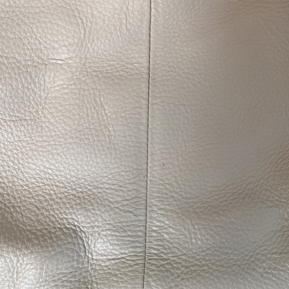 Coach Cream Shoulder Bag - Picture 9 of 13